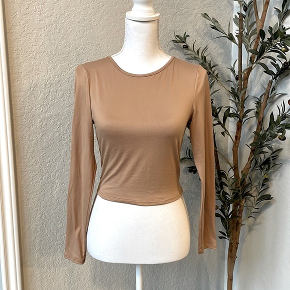 live in the moment Tops - Live In The Moment Long Sleeve Cropped Blouse